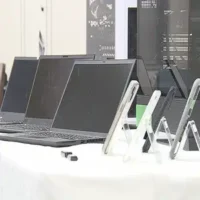 楽天モバイルの通信回線を他人名義で不正に契約できるサイトを運営　19歳男を逮捕